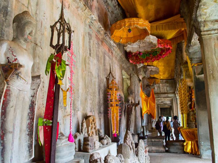 Cambodge-Mekong-Temples-d-Angkor-interieur©Christina Guan
