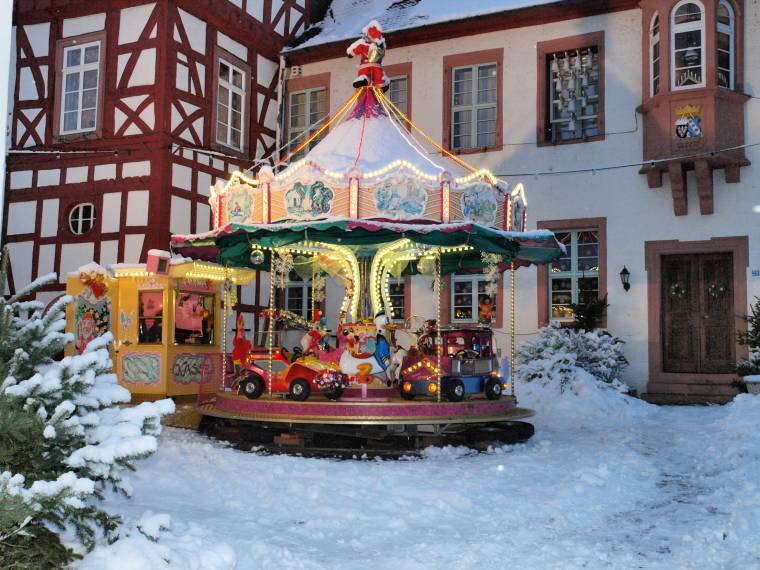 Rüdesheim  www.weihnachtsmarkt-der-nationen.de (3)