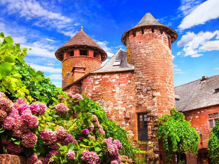 Collonges-la-Rouge © AdobeStock_79809194