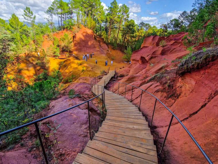 Sentier des ocres Roussillon © Destination Luberon - Julien_Audigier