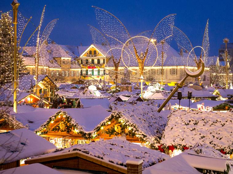 Weihnachtsmarkt_Schnee © Ludwigsburg