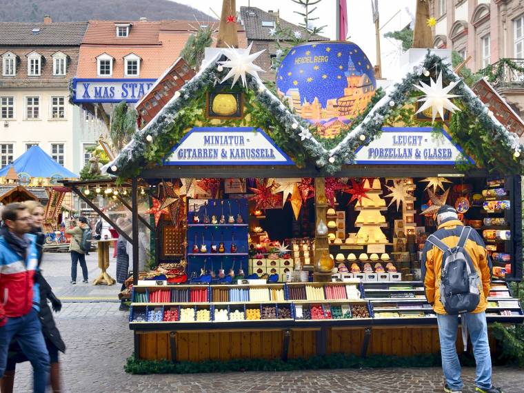 Heidelberg_Weihnachtsmarkt_am_Marktplatz © DZT - Francesco Carovillano