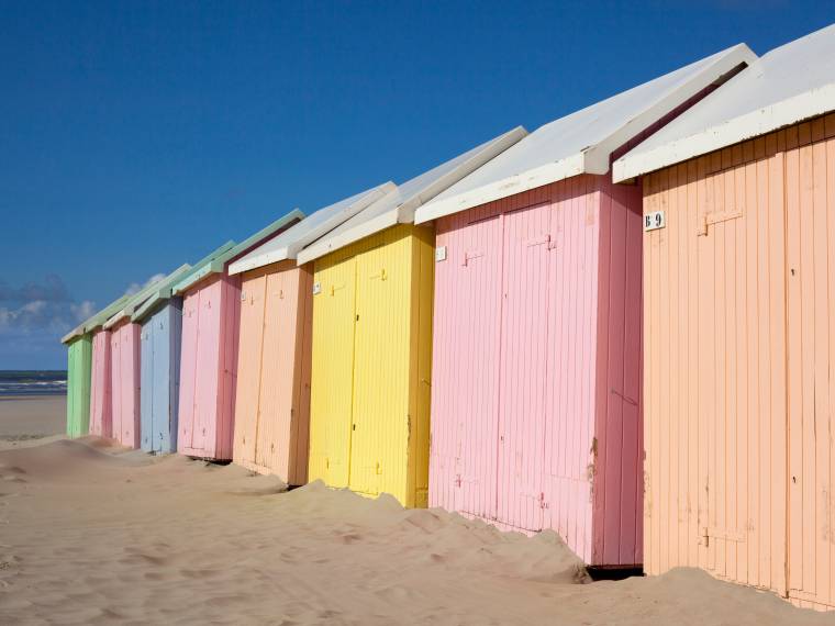 Berck sur Mer, cabines en bois colorées © AdobeStock_43664967