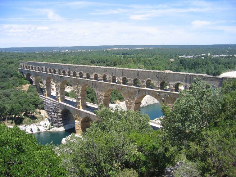 Pont du Gard (rive gauche)