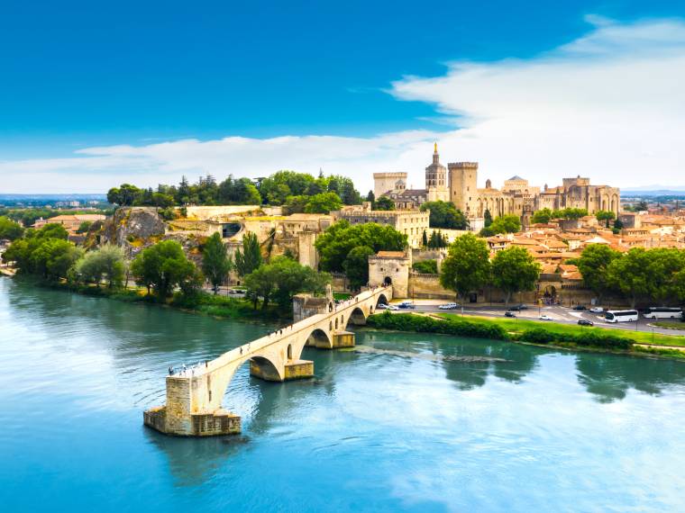 Avignon © AdobeStock_361865188