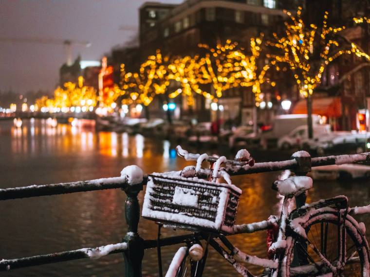 Amsterdam enneigé © Envato