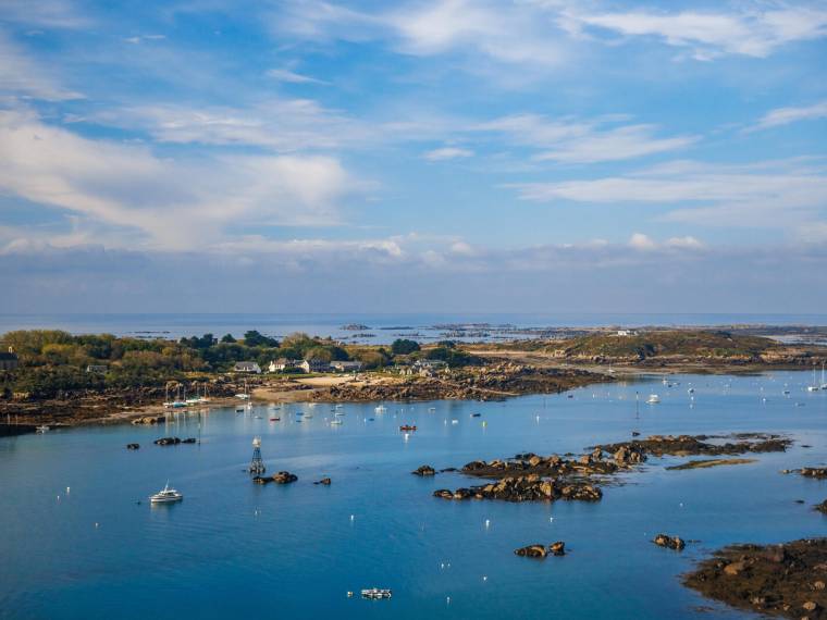 Vue sur les îles Chausey © Valentin Pacaut - The Explorers