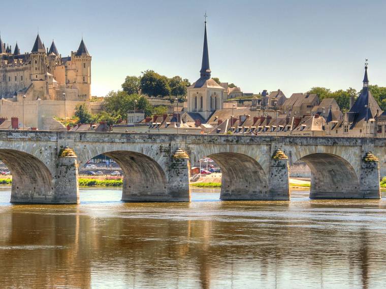 Saumur (c) Adobestock