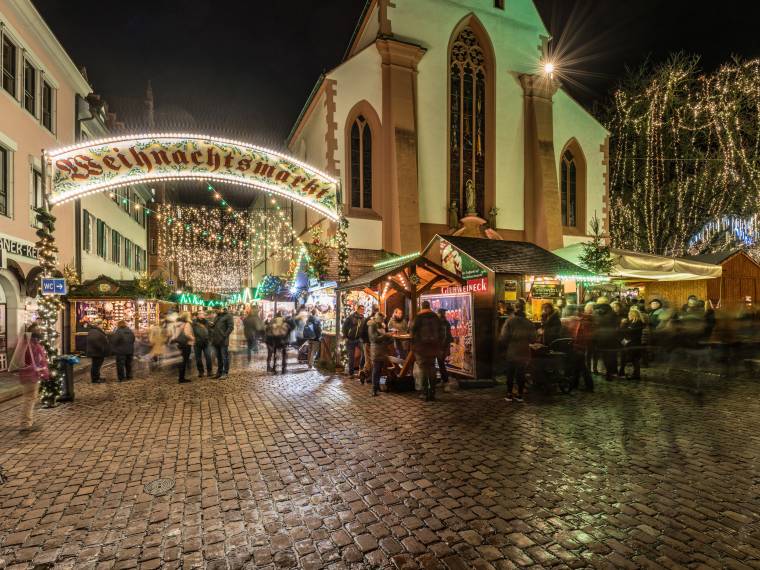 Freiburg, marché de Noël © FWTM - Spiegelhalter 3