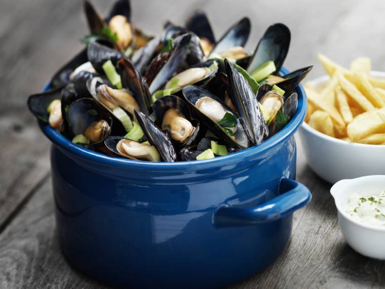 Zélande, repas moules (c) Visit Holland - bas de page
