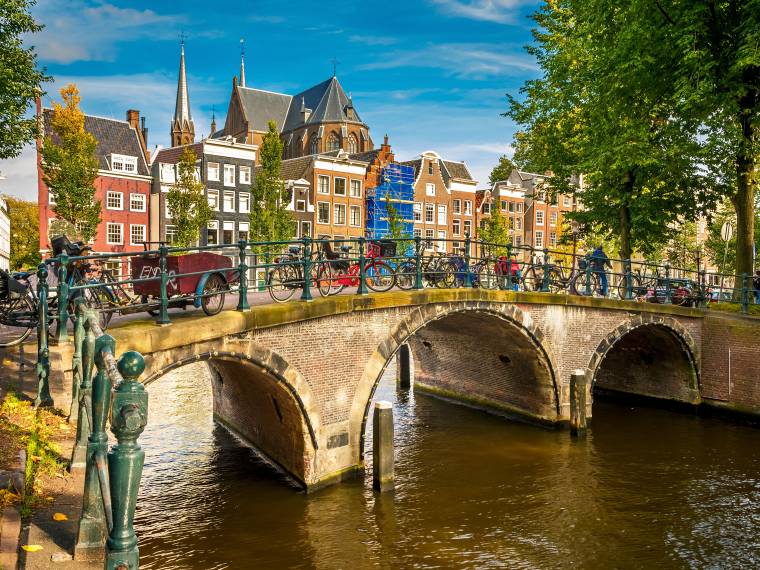 Amsterdam © AdobeStock  (2)