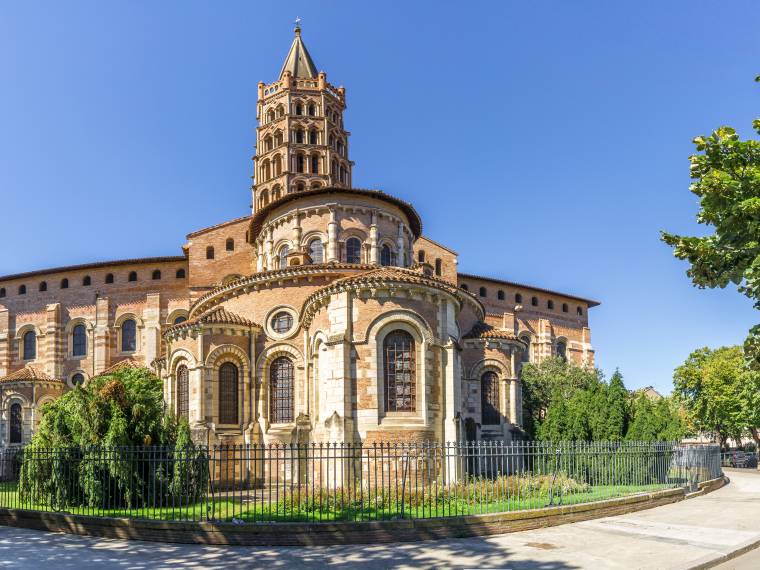 Toulouse, basilique St-Sernin © AdobeStock