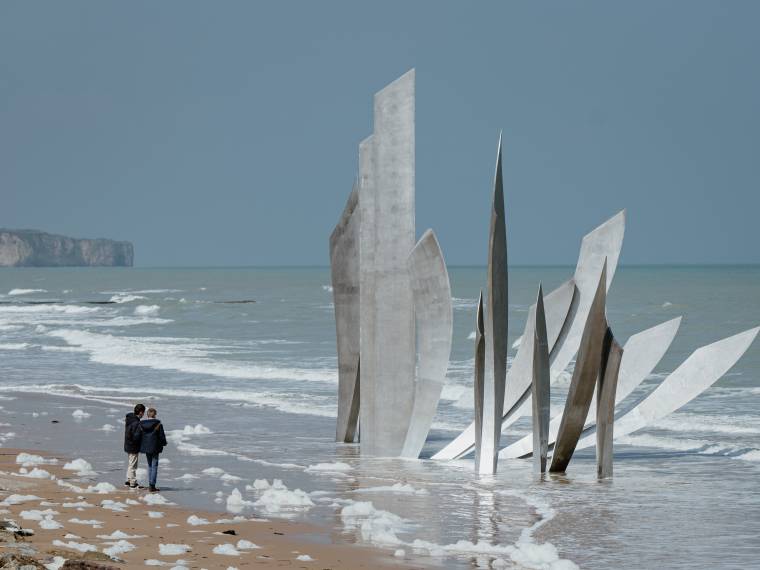 Monument Les Braves (sculpteur Anilore Banon), Omaha Beach © Marie-Anaïs Thierry