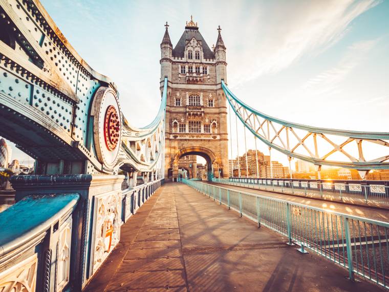 London, Tower bridge © AdobeStock_182310284