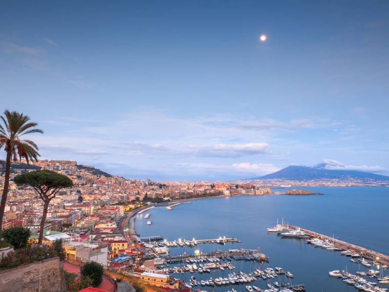 Naples © Sean Pavone 2022