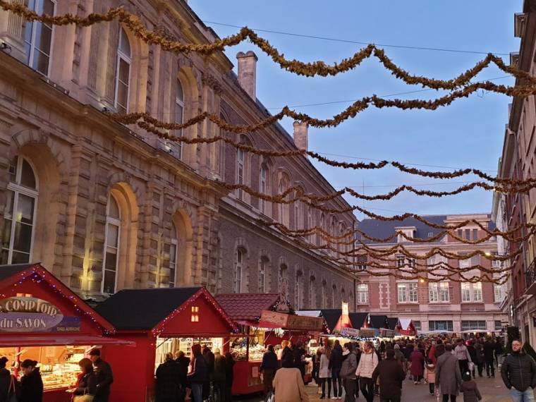 Marché de Noël Amiens ©Amiens Tourisme