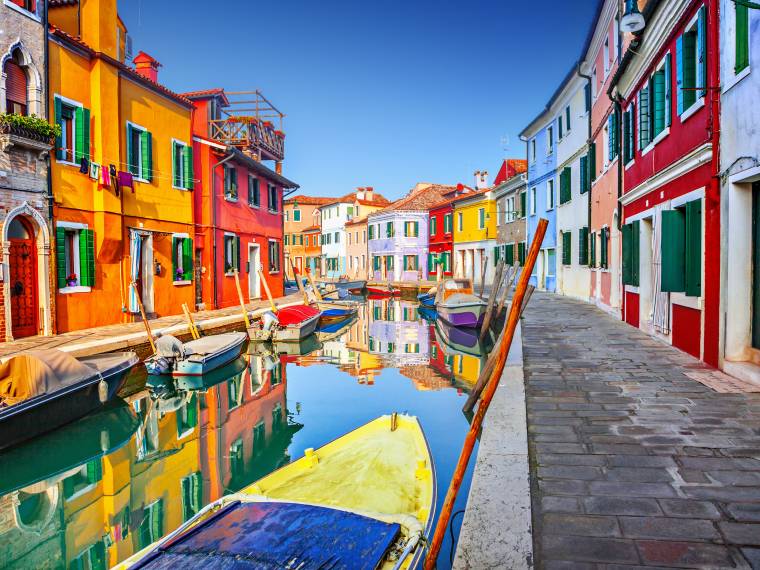 Burano © AdobeStock_128292483