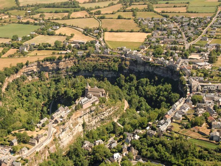 Bozouls_Vue aérienne_Canyon © Mairie de Bozouls