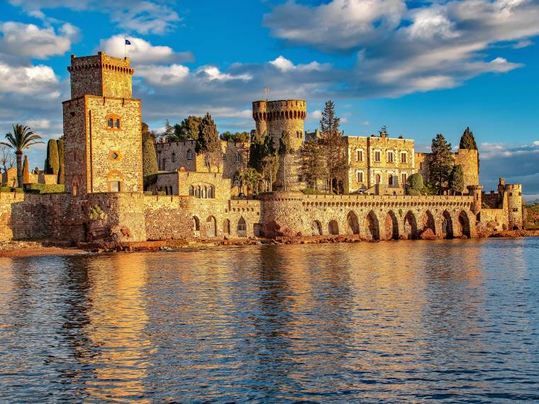 Mandelieu la Napoule, château © AdobeStock_386618961