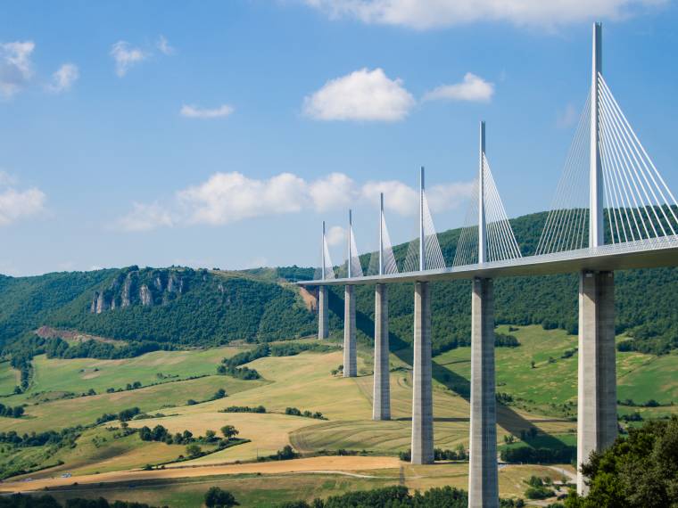 Viaduc de Millau © M. Hennessy - Tourisme Aveyron