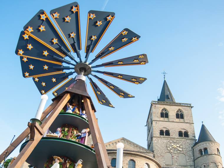 Trèves, pyramide de Noël © Trier Tourismus und Marketing GmbH