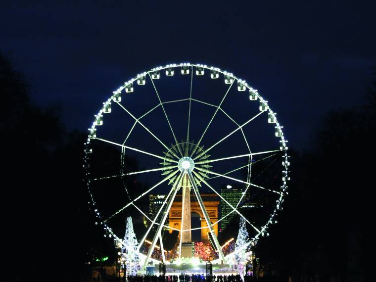 Noël à Paris, Champs Elysées-Arc de Triomphe © Paris Tourist Office - Sarah Sergent