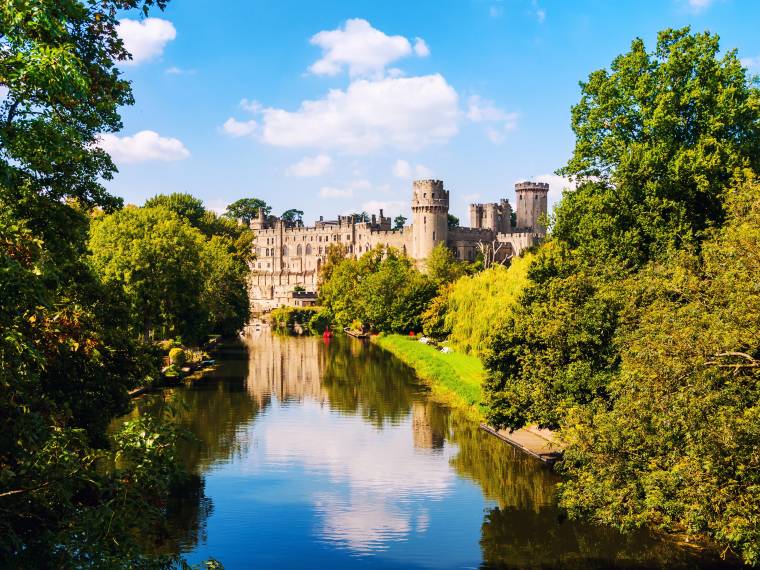 Warwick castle © AdobeStock_158833608