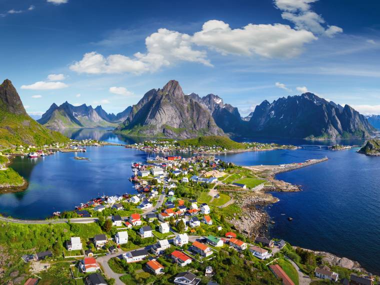 Lofoten © AdobeStock_202194352