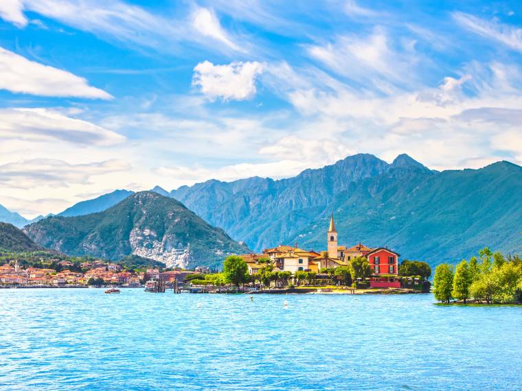 Isola dei Pescatori © AdobeStock_323616479