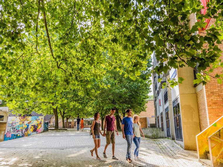 Louvain-la-Neuve, place Galilée © WBT - Jean-Paul Remy