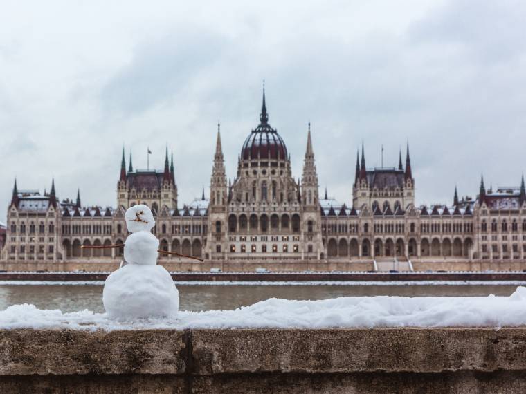 Parlement en hiver ©Envato