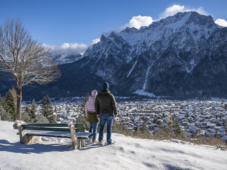 Winterwandern auf dem Geologie-Lehrpfad in Mittenwald ©  Alpenwelt Karwendel Pierre Johne