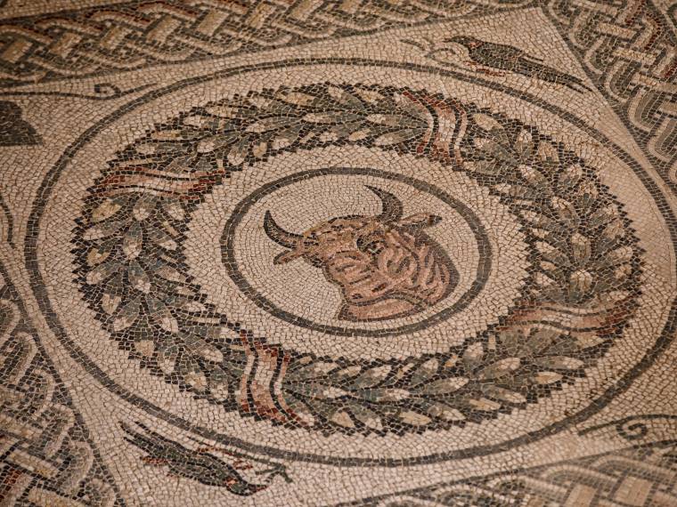 Mosaïque © AdobeStock