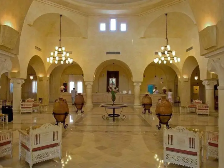 Royal Karthago 12
