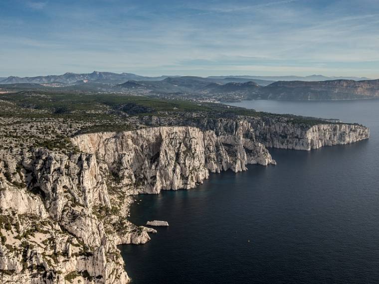 Les calanques de Marseille à Cassis © HELIOS IMAGES R.GRUNCHECH Provence Tourisme