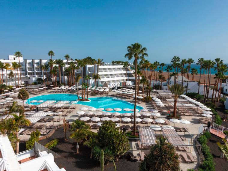 Hotel Riu Paraiso Lanzarote @ LuxairTours