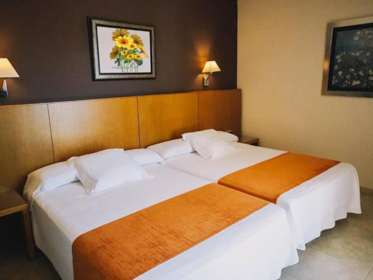 4075-30123-alba-seleqtta-chambre