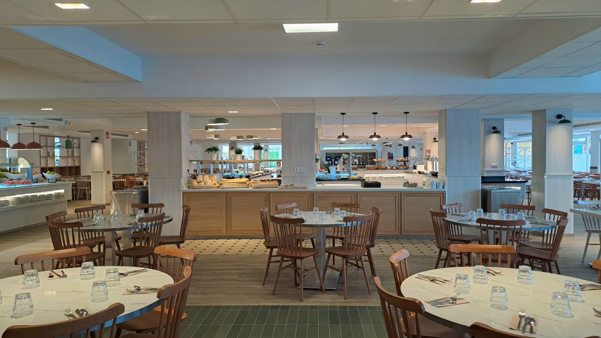 Garden restaurant