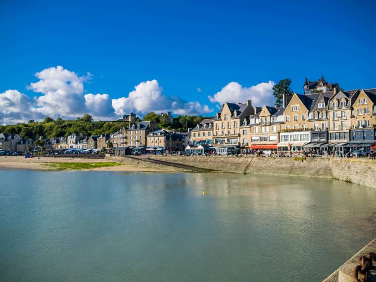 Cancale AdobeStock_266848211