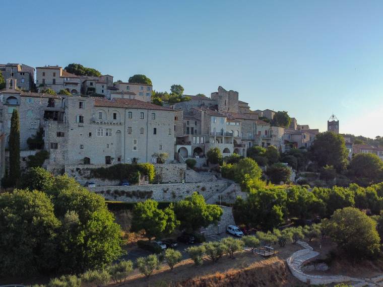 Vézénobres ©Stéphane OZIL - Cévennes Tourisme
