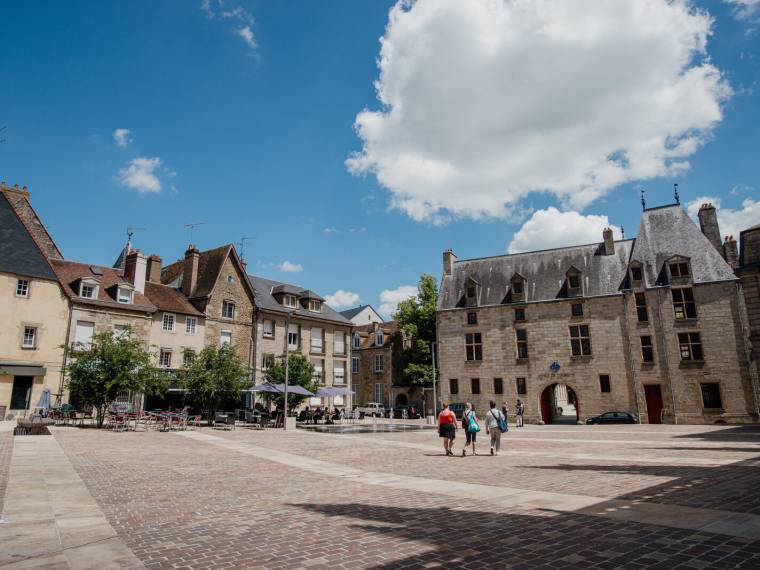 Centre-ville d-Alençon © Marie-Anaïs Thierry - Normandie Tourisme - droit au 14.06.2031