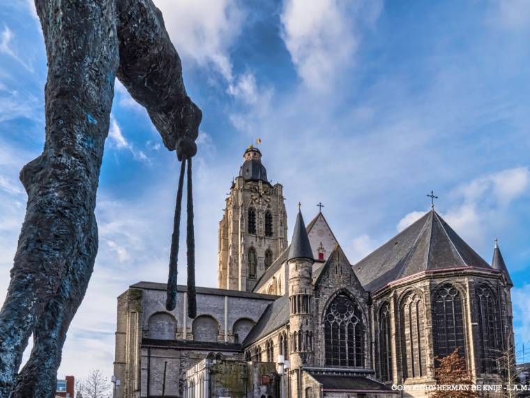 Eglise Sainte-Walburge  © HermandeKnijf Lamp