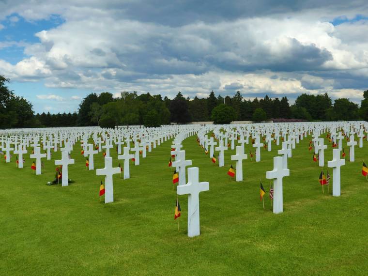 00051916-FTPL - P. Fagnoul-Mémorial Day-Henri Chapelle ©  WBT