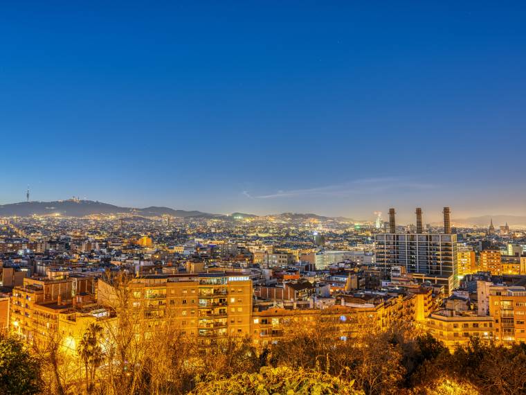 Barcelone au crépuscule ©Envato
