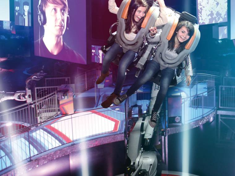 Danse avec les robots © Futoroscope