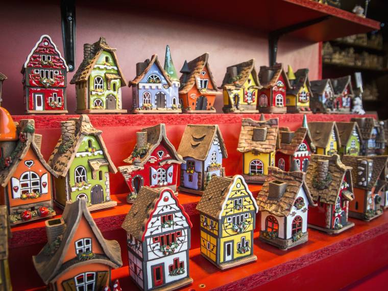 Edinburghs Christmas Market © VisitScotland  Kenny Lam (3)