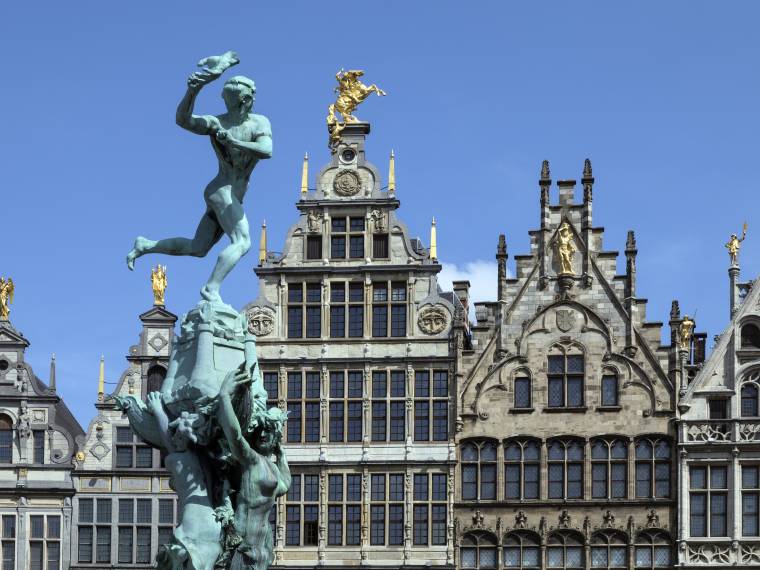 Anvers, statue de Brabo © Envato
