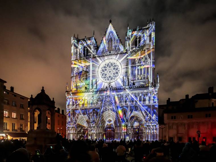 Fête des Lumières cathédrale St-Jean ©onlylyontourisme - Brice Robert Photographe