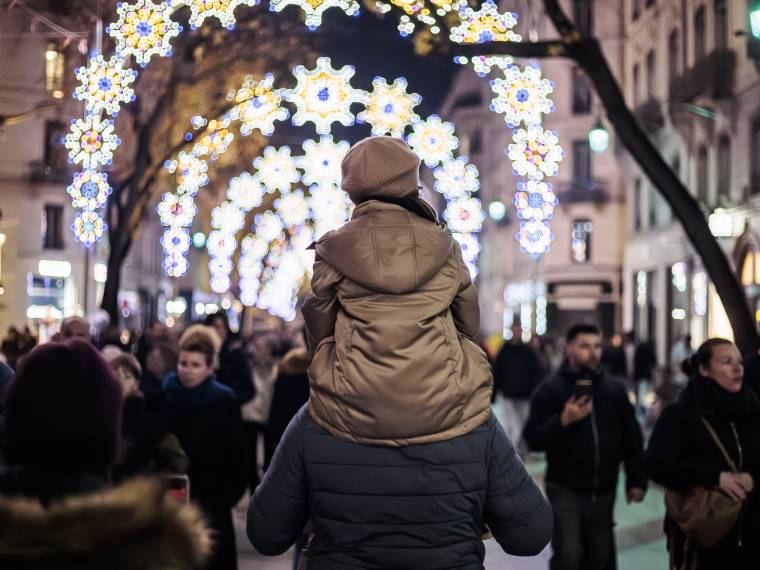 Fête des Lumières rue de la République ©onlylyontourisme - Brice Robert Photographe - droits 15.12.2030