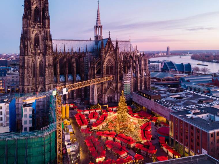 Cologne, marché de Noël © Envato
